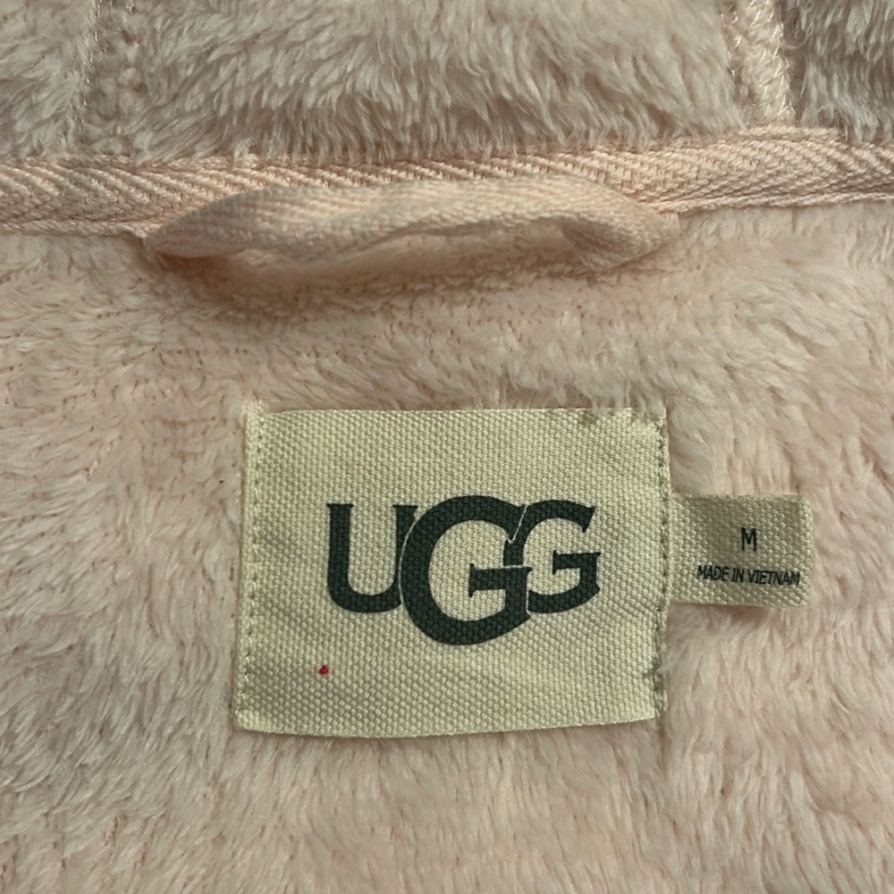 UGG Miranda Soft Light Fleece Bath Robe in Ice Pink, Size Medium - Picture 7 of 10